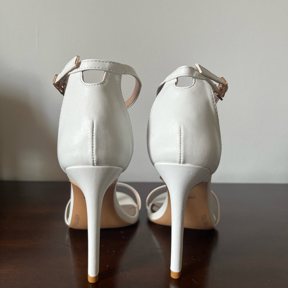 White Stiletto Sandal Heel with Strap - Picture 3 of 7